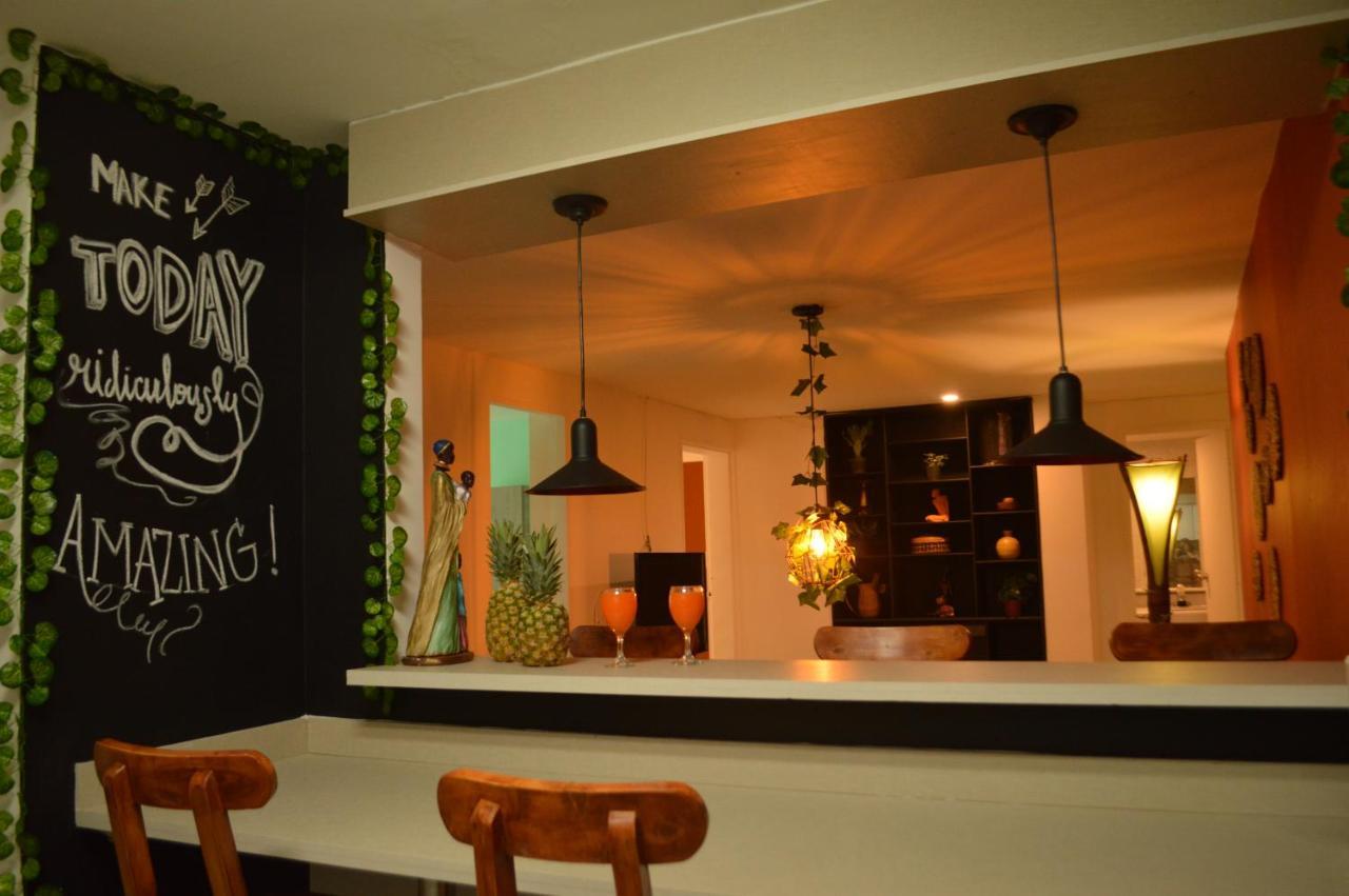 Africa House-Casa Hotel Laureles-La70 Меделин Екстериор снимка